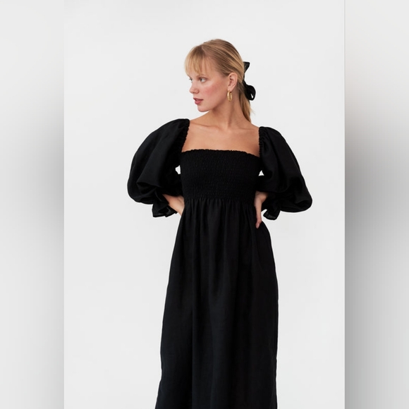 Sleeper Atlanta dress in Black with puffed sleeves and smocked bodice, sz m - Picture 2 of 13